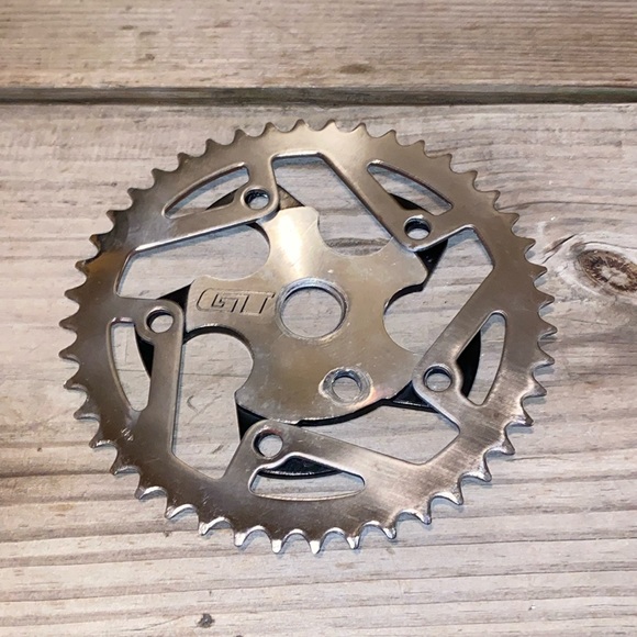 Mid School 90s GT BMX 44 tooth Sprocket and GT chainring. 5 ring - Picture 2 of 14